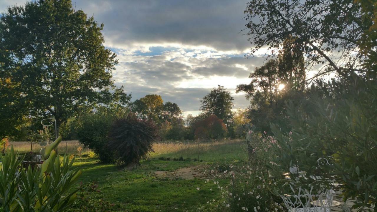 B&B Le Savoir Vivre Bonnes  Esterno foto